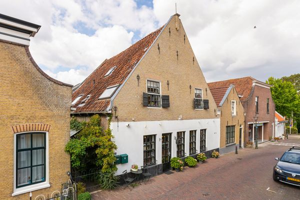 Dorpsstraat 48