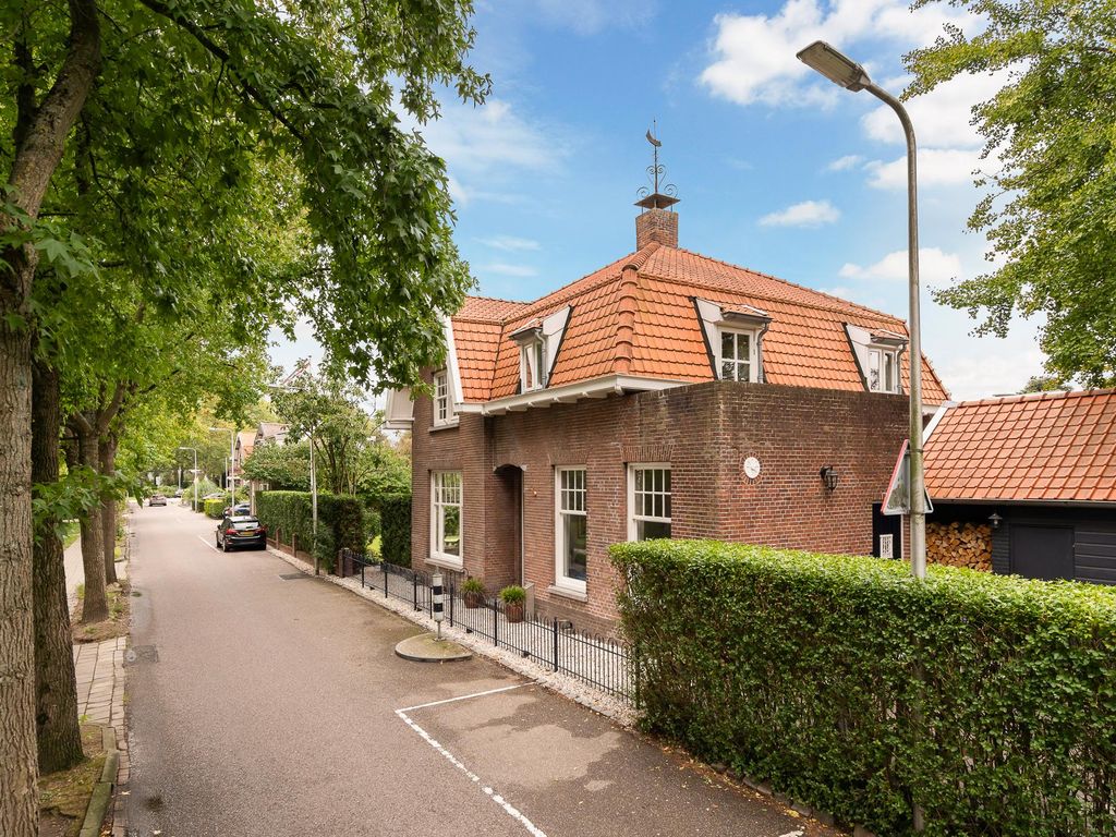 F. van der Poest Clementlaan 47, Poortugaal