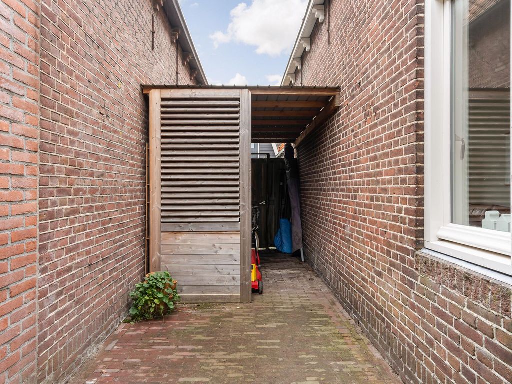 Wilhelmina Geevestraat 18, Poortugaal