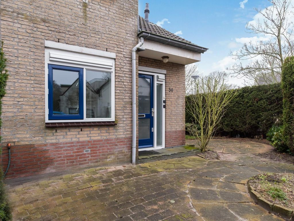 Pastoriestraat 56, Pernis