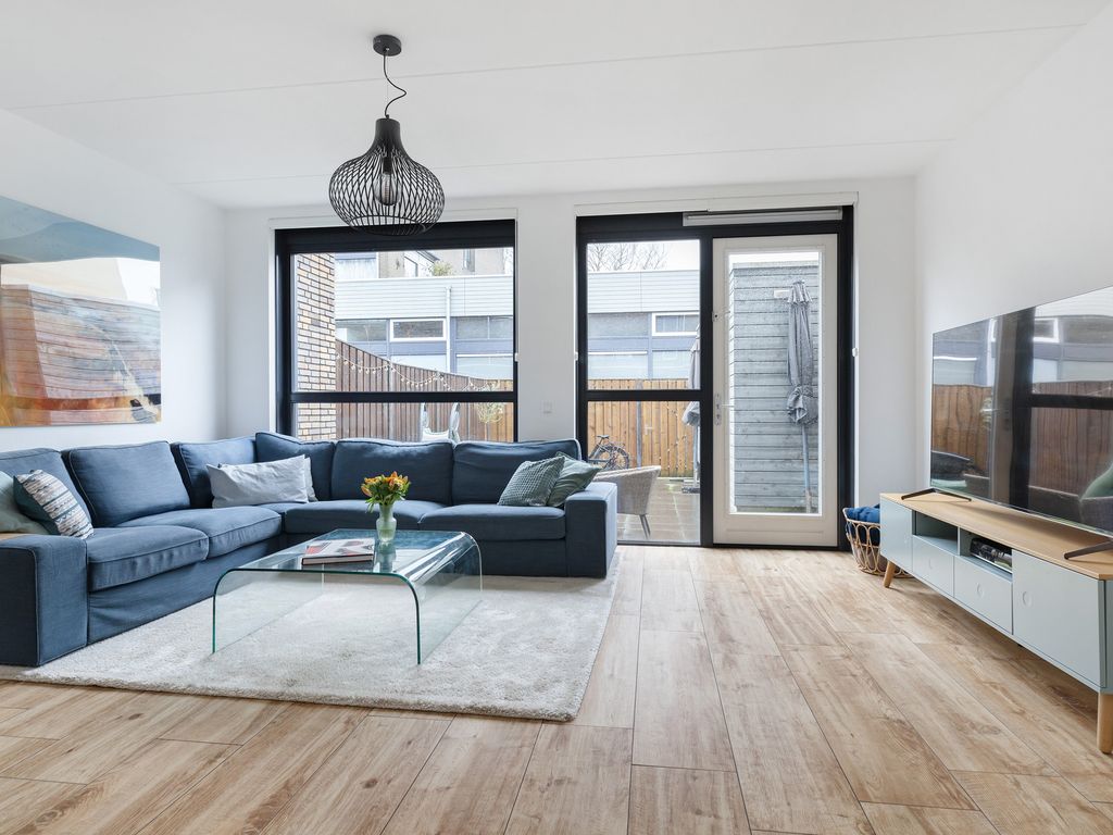 P C Boutenssingel 41, CAPELLE AAN DEN IJSSEL