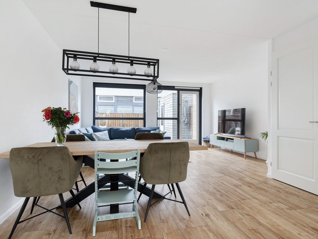 P C Boutenssingel 41, CAPELLE AAN DEN IJSSEL