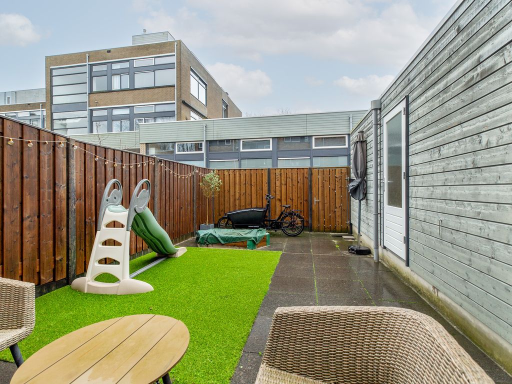 P C Boutenssingel 41, CAPELLE AAN DEN IJSSEL