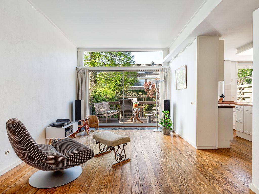 Adrianalaan 82, ROTTERDAM