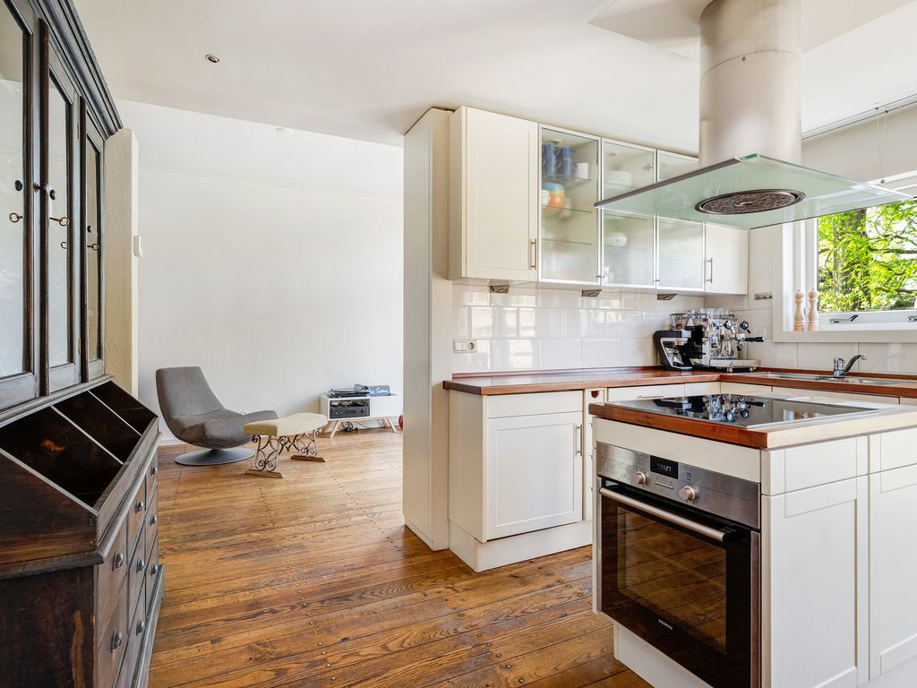 Adrianalaan 82, ROTTERDAM