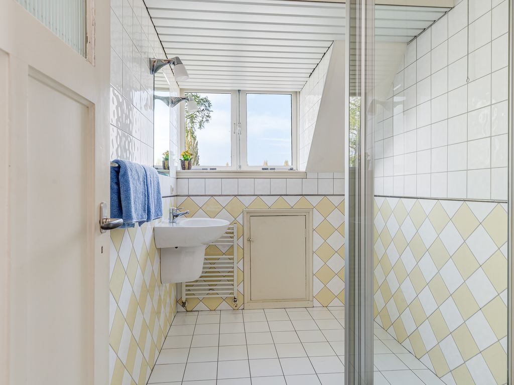 Adrianalaan 82, ROTTERDAM