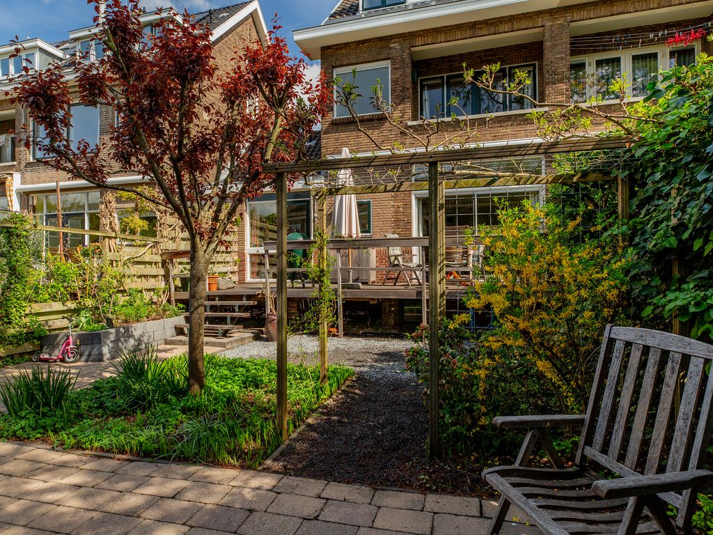 Adrianalaan 82, ROTTERDAM