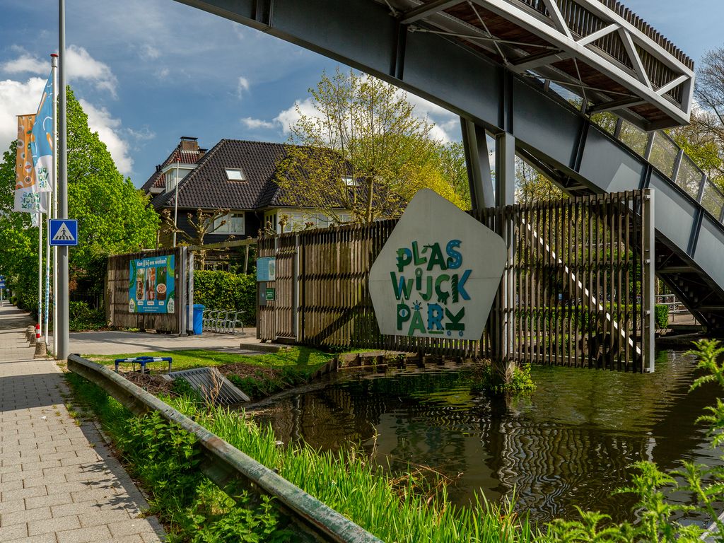 Adrianalaan 82, ROTTERDAM