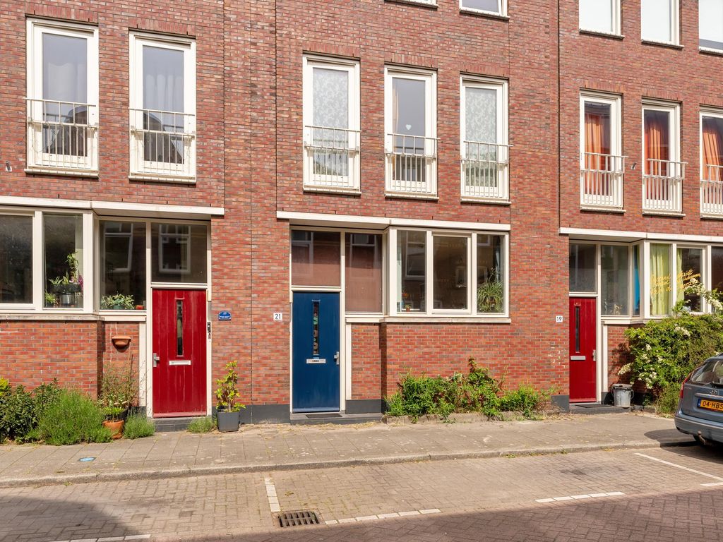 Zestienhovenstraat 21, ROTTERDAM
