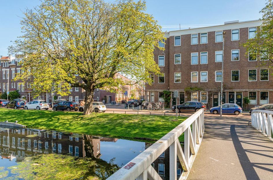 Zestienhovenstraat 21