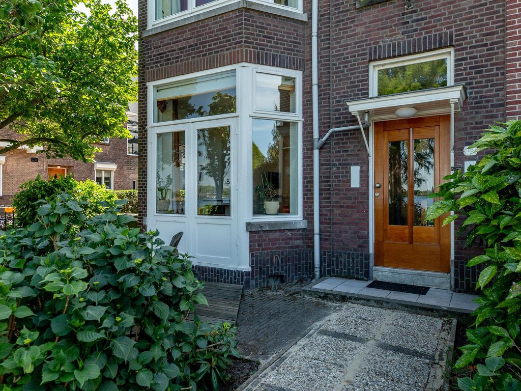 Prins Bernhardkade 16, ROTTERDAM