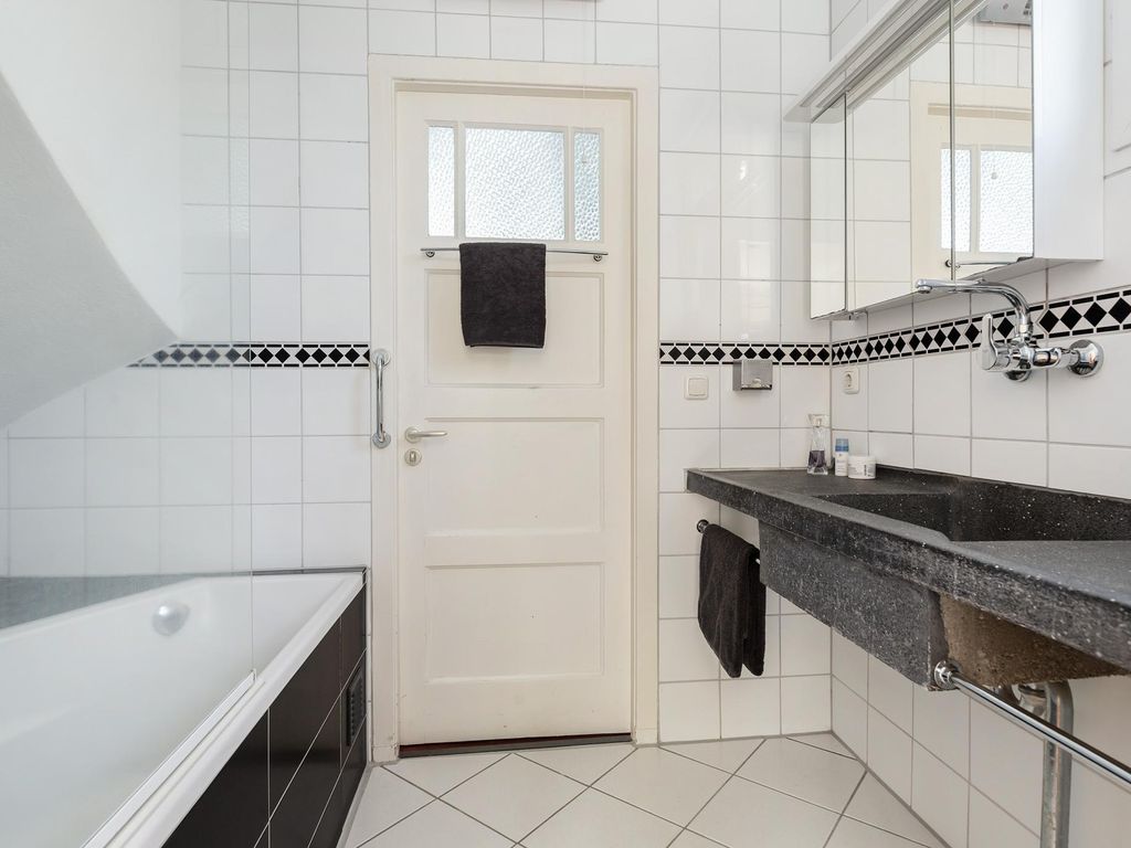 Prins Bernhardkade 16, ROTTERDAM