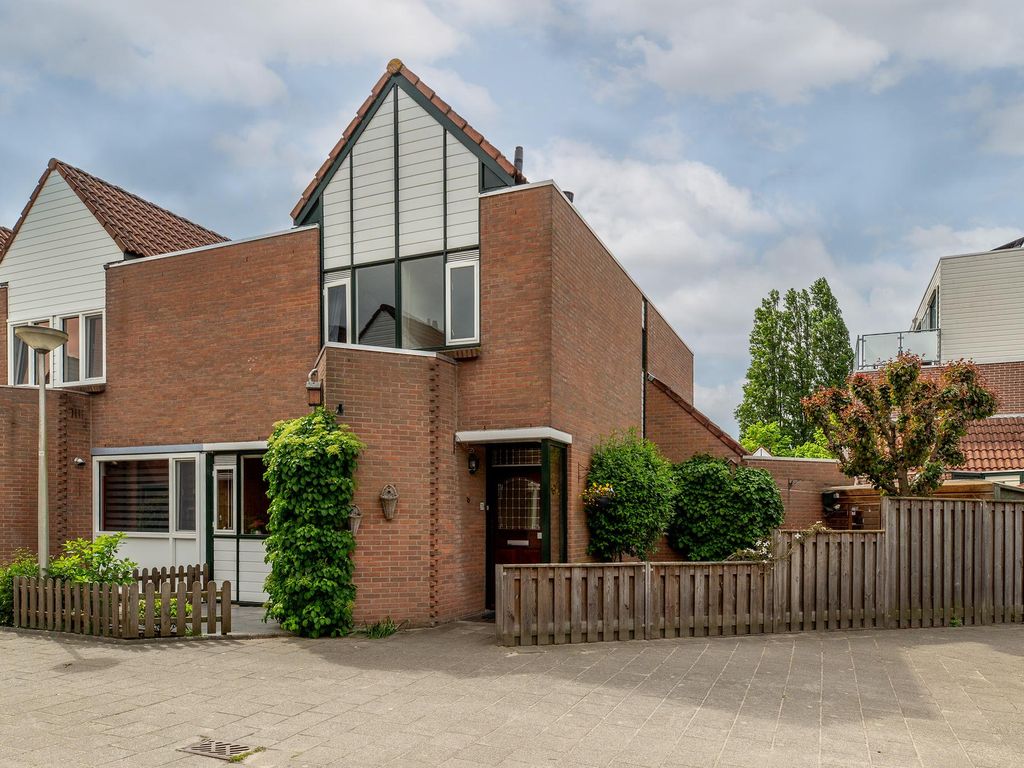 Esdoornlaan 26, BERKEL EN RODENRIJS