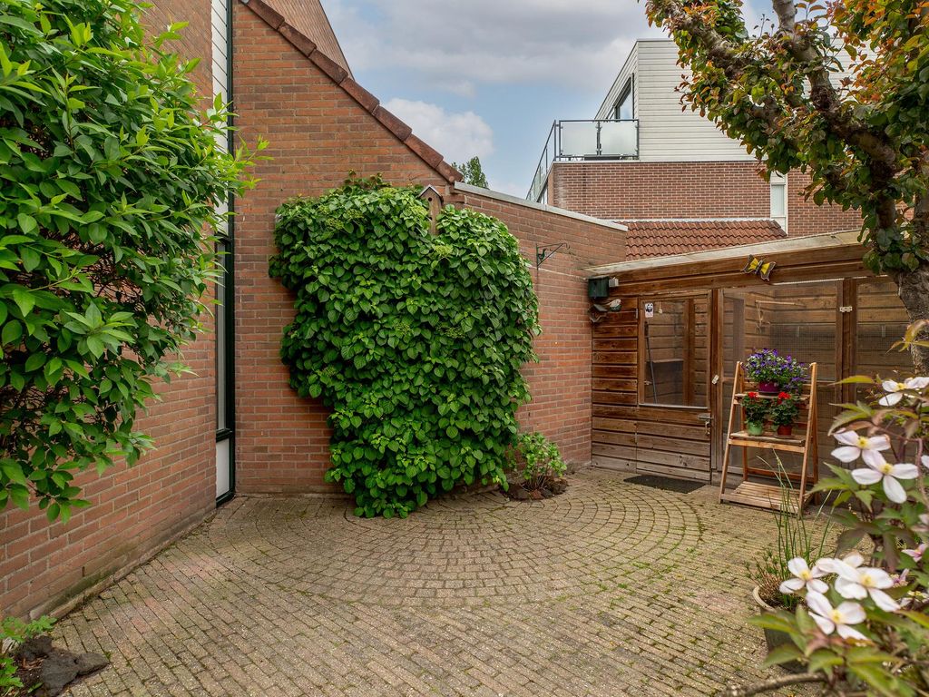 Esdoornlaan 26, BERKEL EN RODENRIJS