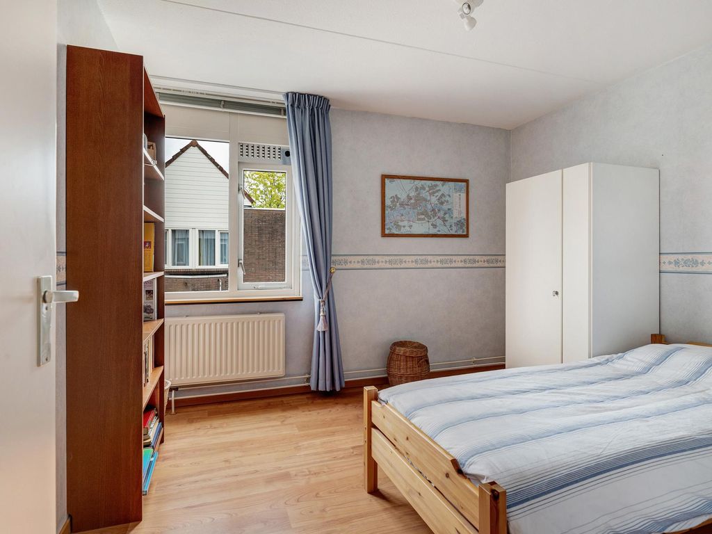 Esdoornlaan 26, BERKEL EN RODENRIJS