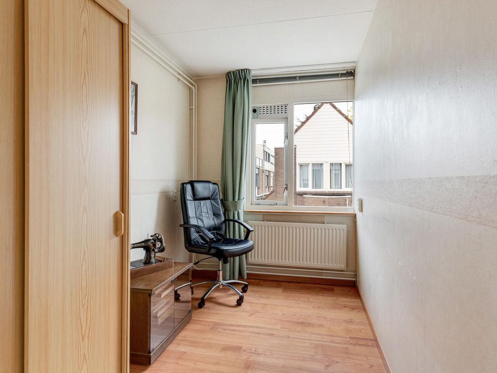 Esdoornlaan 26, BERKEL EN RODENRIJS