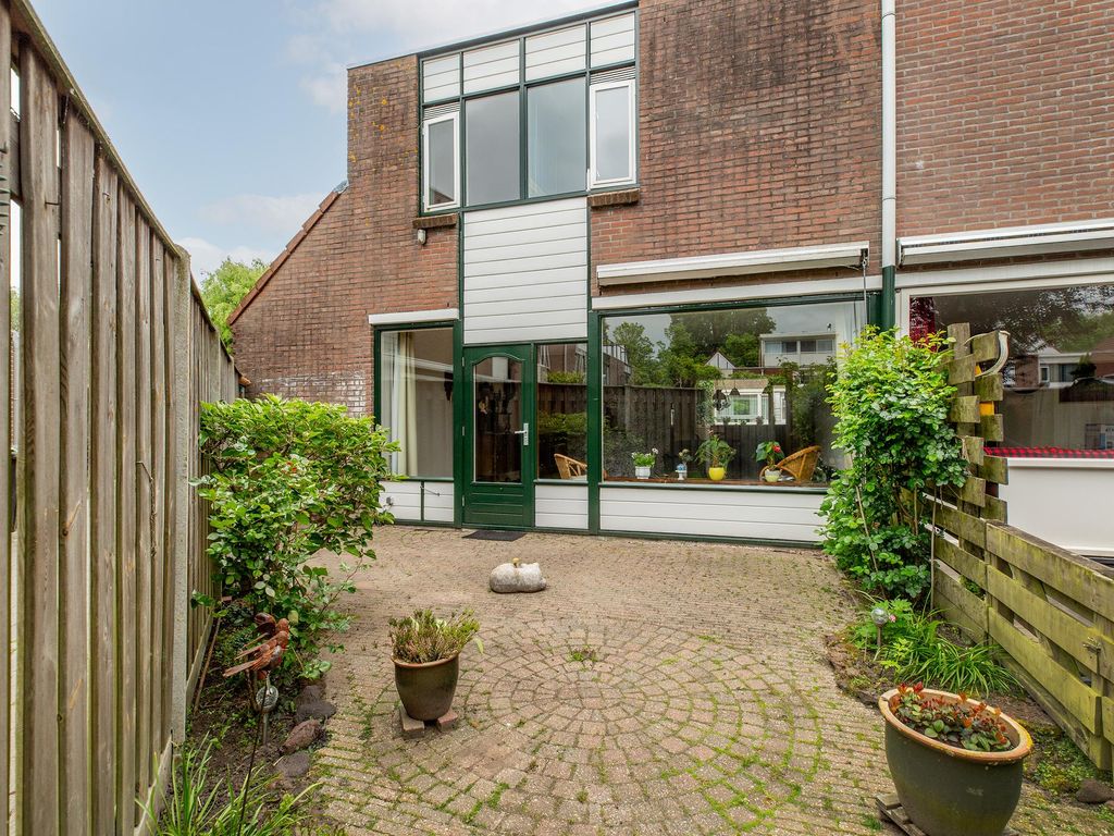 Esdoornlaan 26, BERKEL EN RODENRIJS