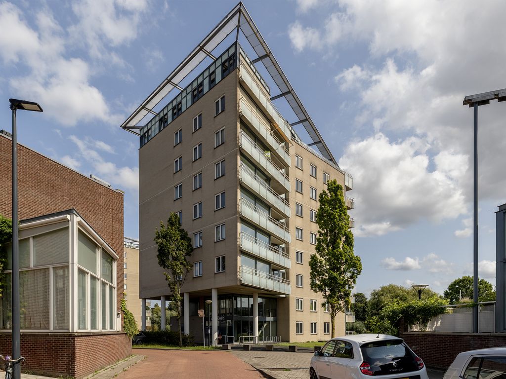 Joop den Uyllaan 11, SCHIEDAM
