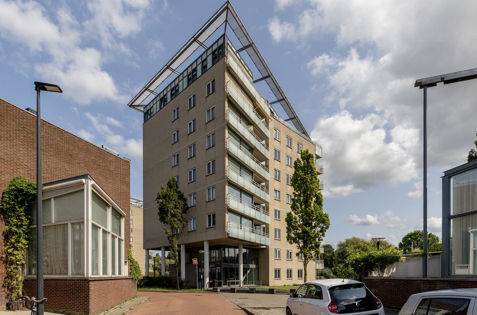 Joop den Uyllaan 11