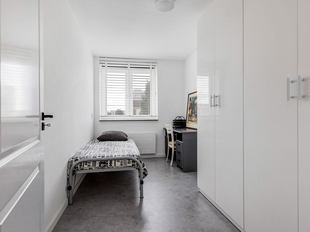 Joop den Uyllaan 11, SCHIEDAM