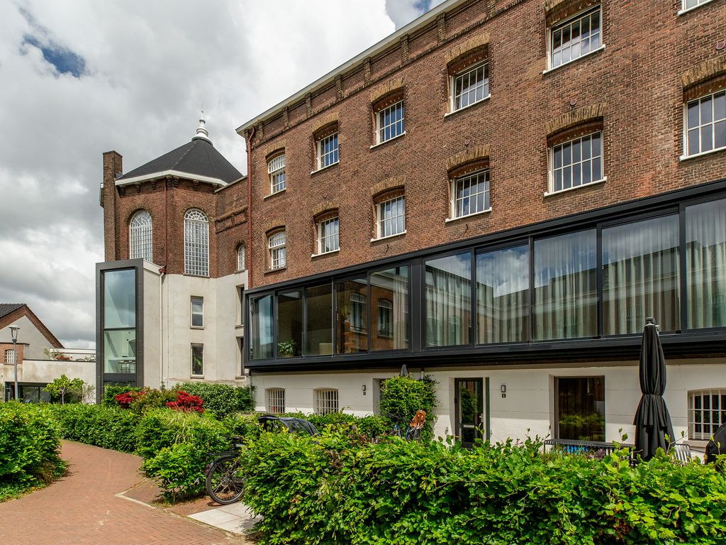 Vrouwe Justitiahof 11, ROTTERDAM