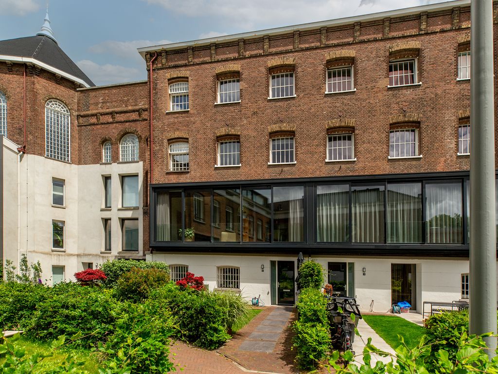 Vrouwe Justitiahof 11, ROTTERDAM