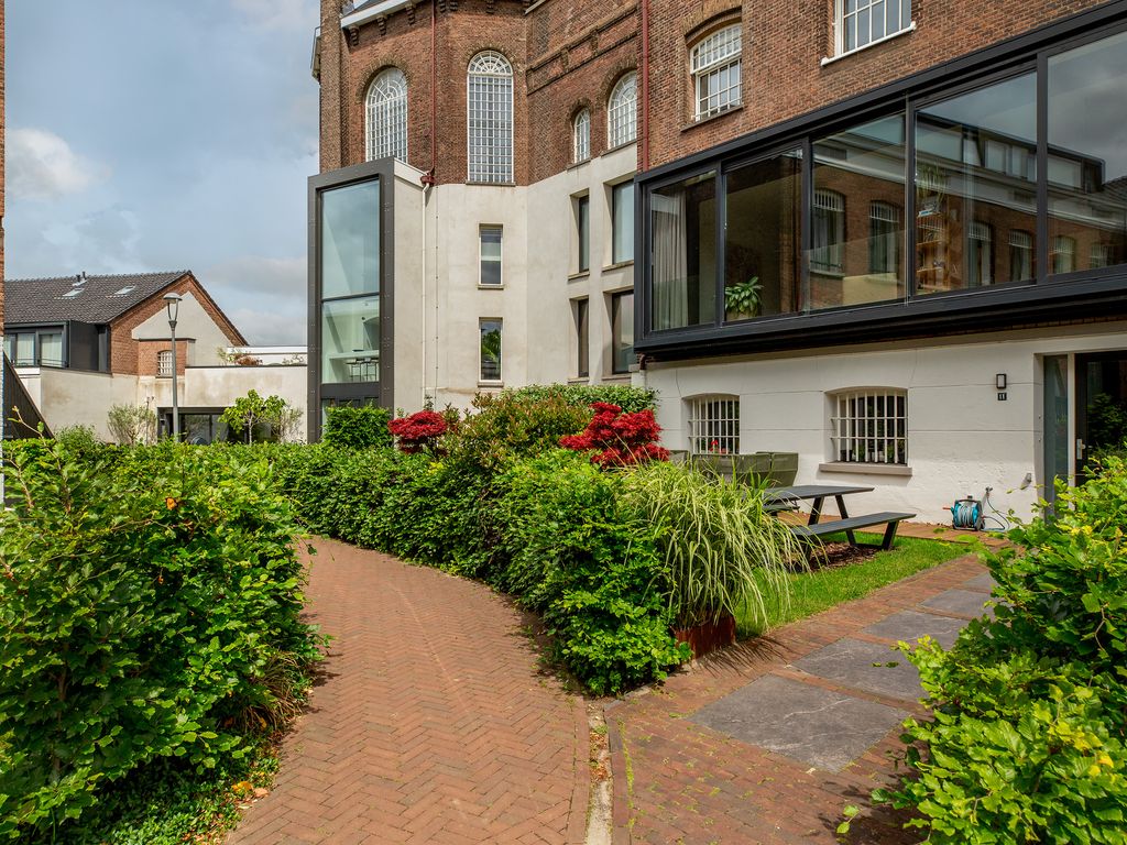 Vrouwe Justitiahof 11, ROTTERDAM