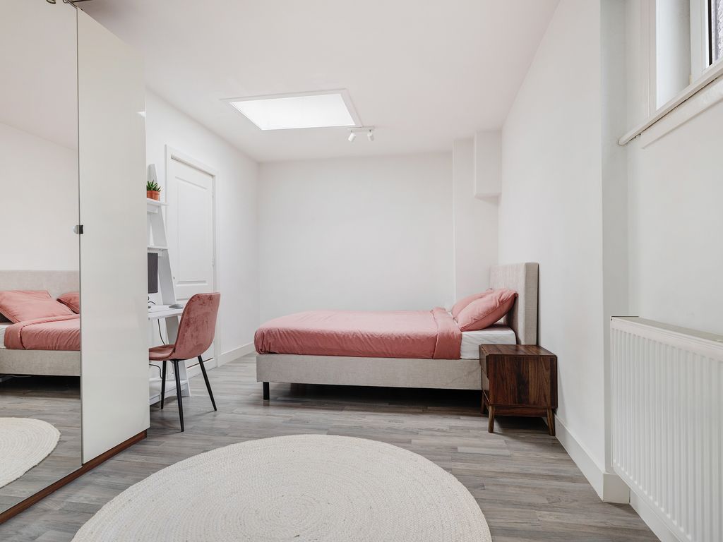 Nobelstraat 129A 03, ROTTERDAM