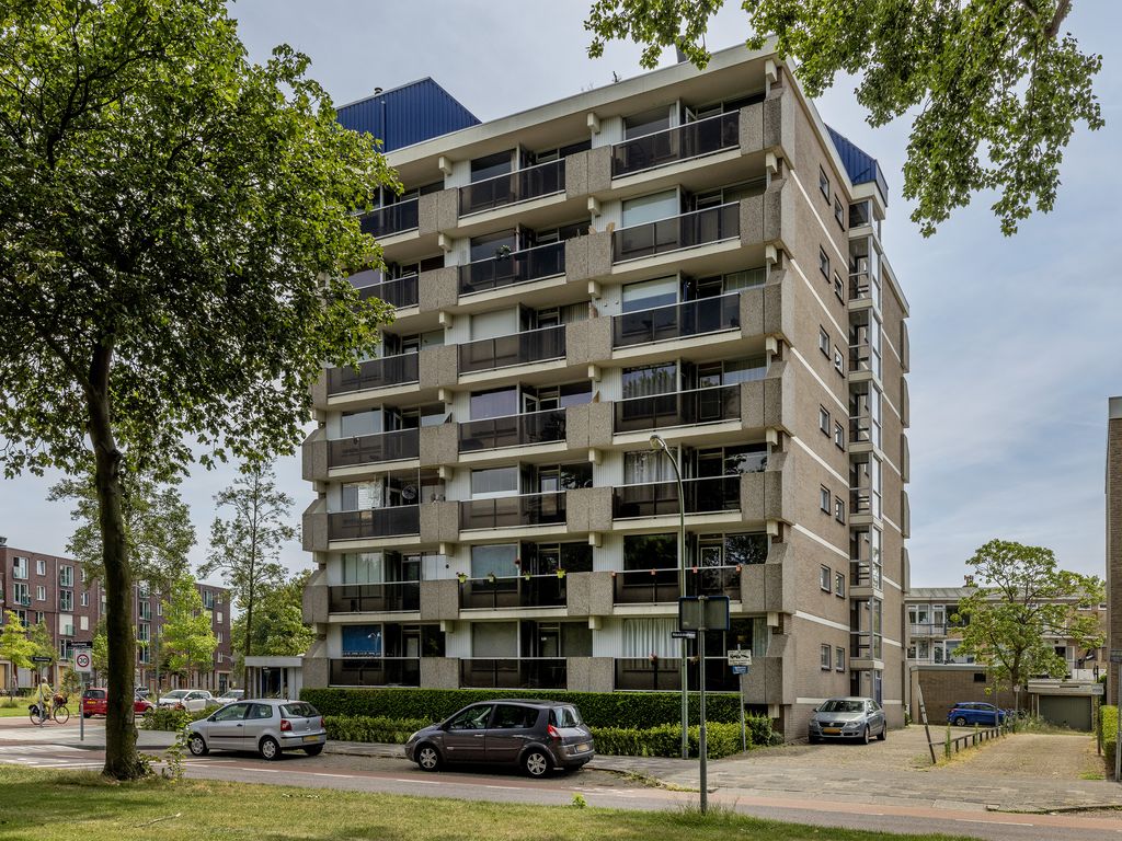 Nassauplantsoen 1, DORDRECHT
