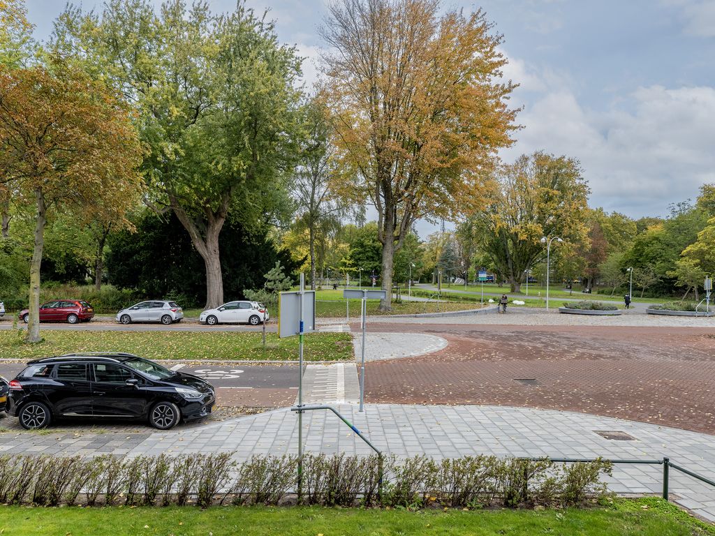 Nassauplantsoen 1, DORDRECHT