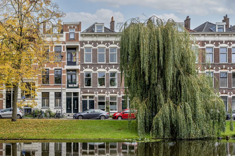 Spoorsingel 38A 02