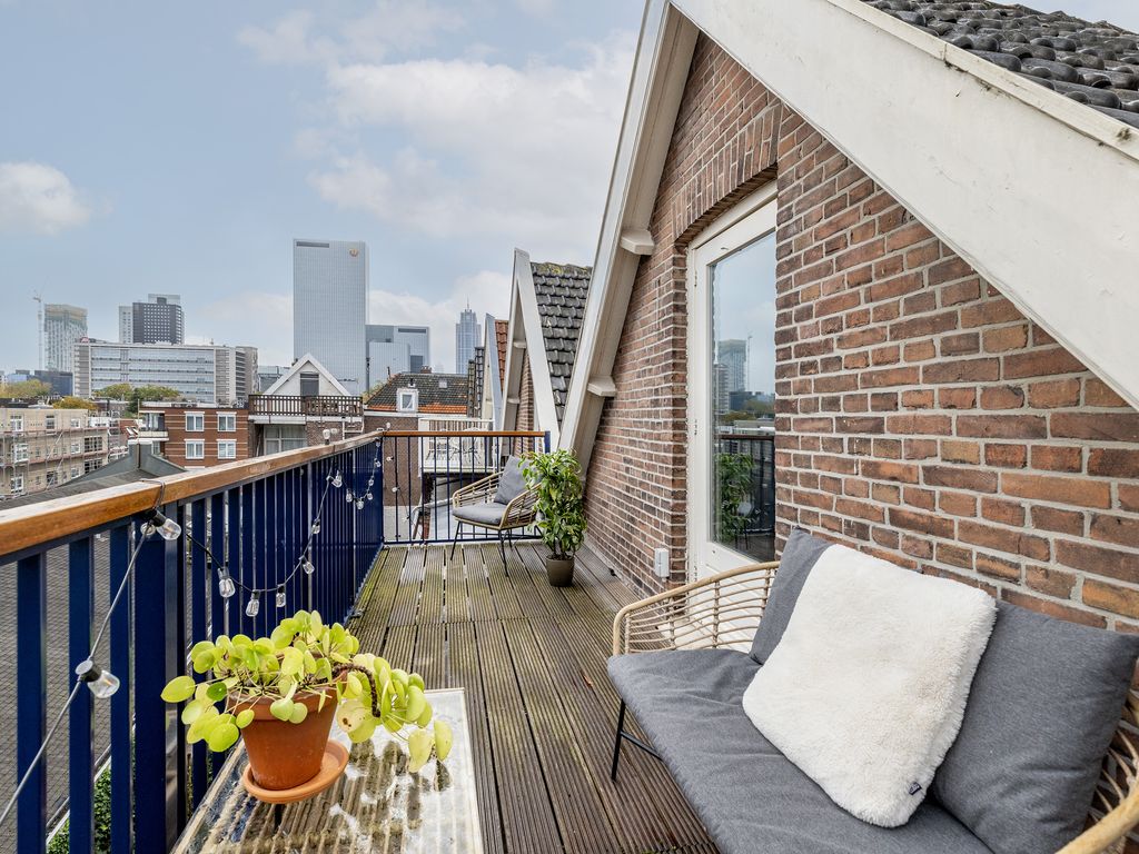 Spoorsingel 38A 02, ROTTERDAM