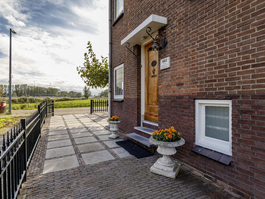 Overschiese Kleiweg 661, ROTTERDAM