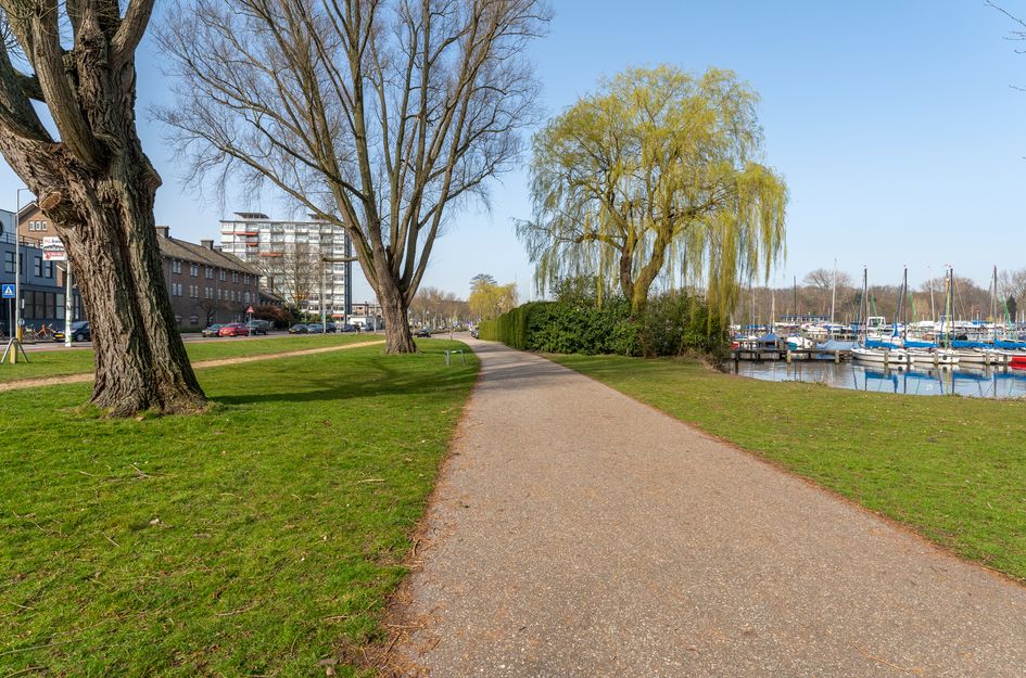 Charlotte de Bourbonlaan 13C