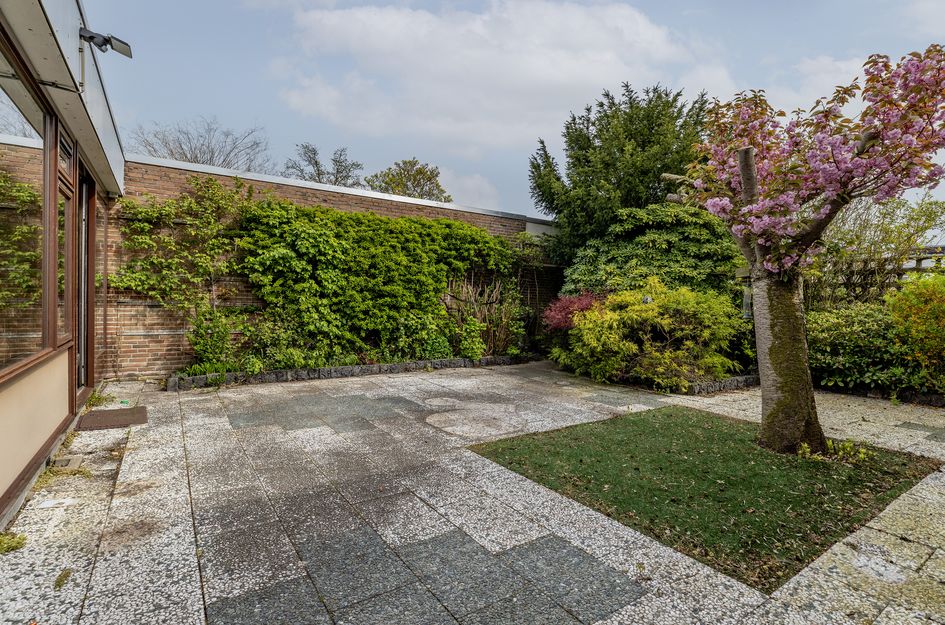 P C Boutenssingel 28