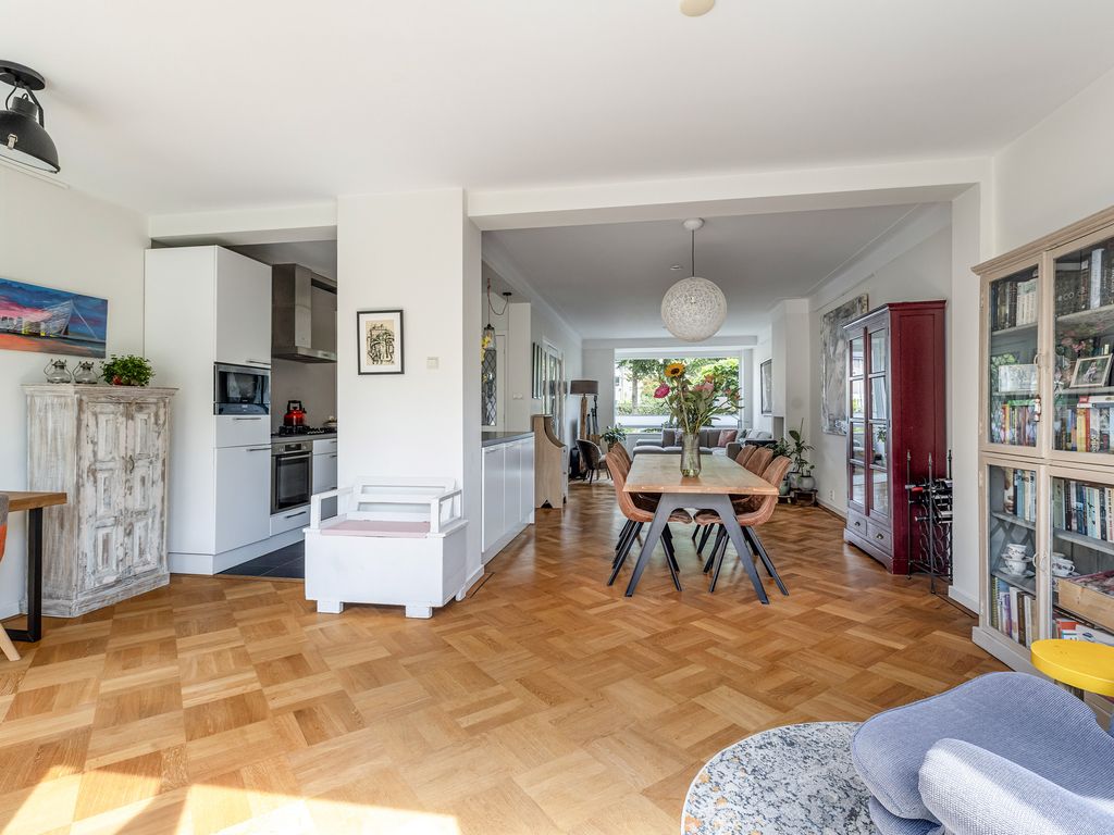 Burgemeester Le Fèvre de Montignylaan 210, ROTTERDAM