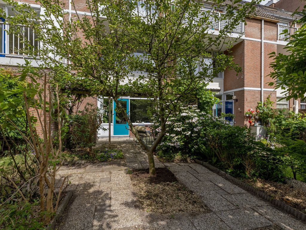 Meester Marrestraat 52, ROTTERDAM
