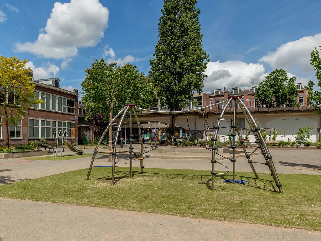 Meester Marrestraat 52, ROTTERDAM