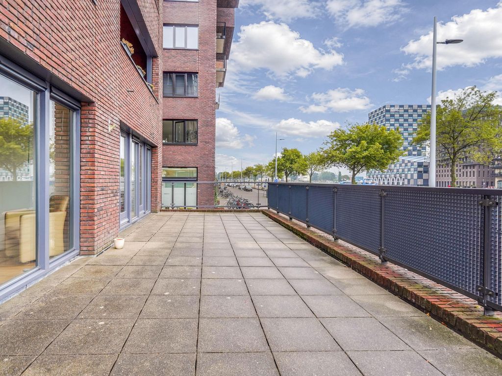 Sint-Jobskade 208, ROTTERDAM