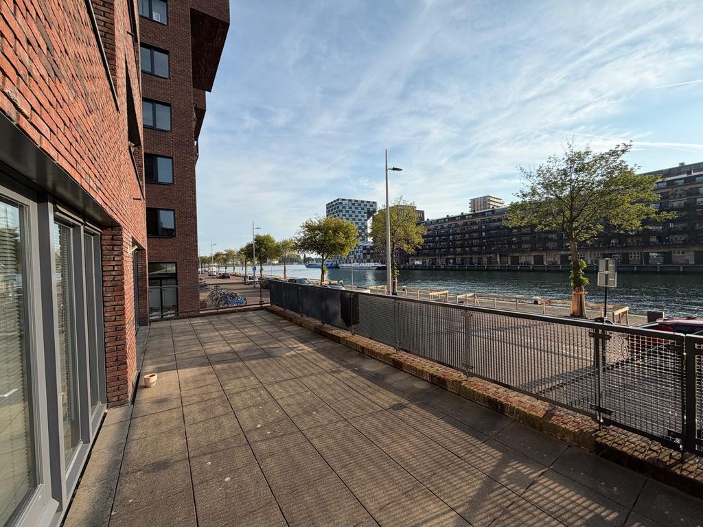 Sint-Jobskade 208, ROTTERDAM