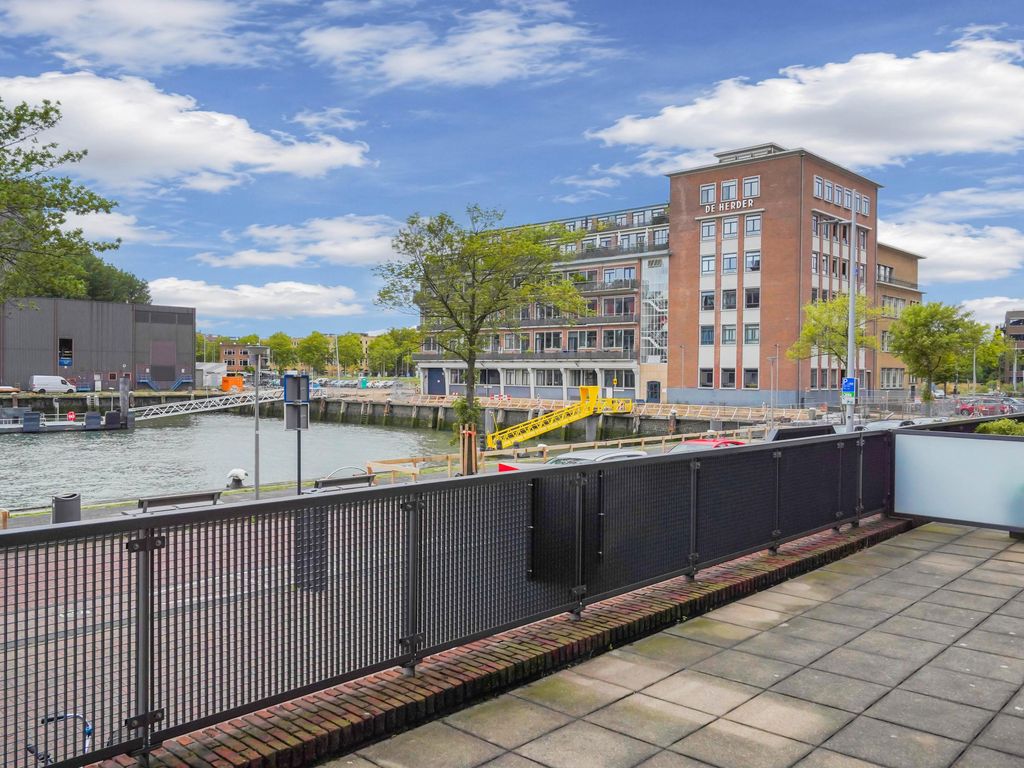 Sint-Jobskade 208, ROTTERDAM