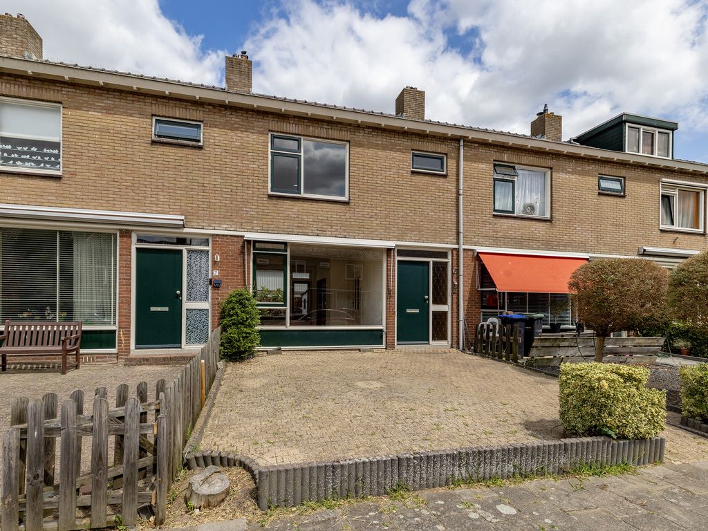 Jhr. van de Wall Repelaerstraat 5, DORDRECHT
