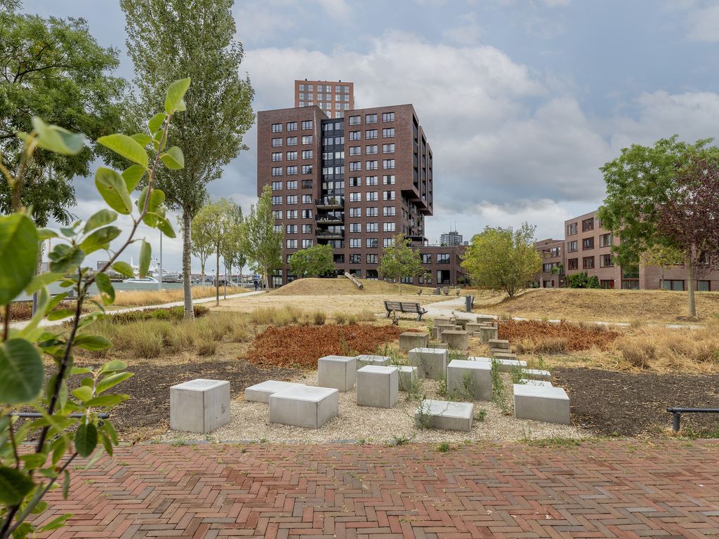 Sint-Jobskade 646, ROTTERDAM