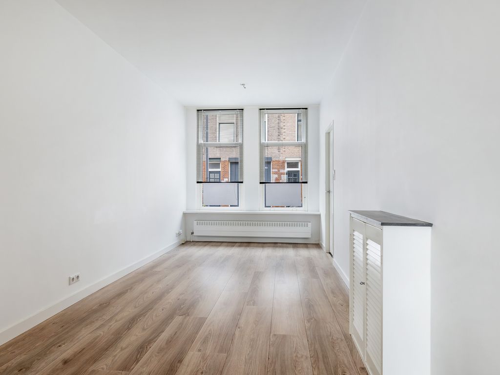 Willem van Hillegaersbergstraat 52A, ROTTERDAM