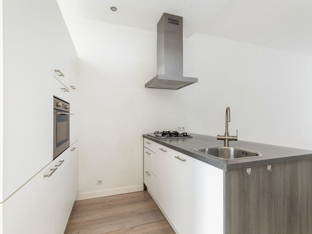 Willem van Hillegaersbergstraat 52A, ROTTERDAM