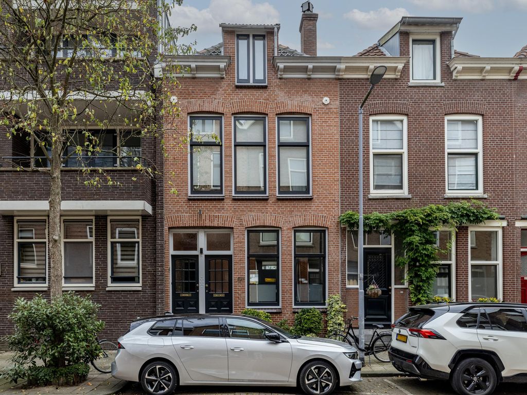 Willem van Hillegaersbergstraat 52A, ROTTERDAM