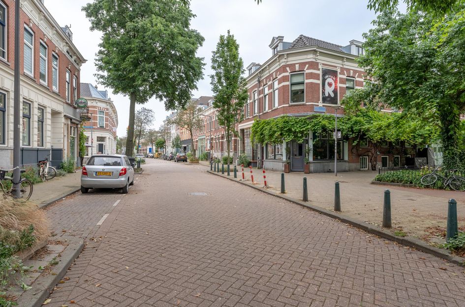 1e Pijnackerstraat 111