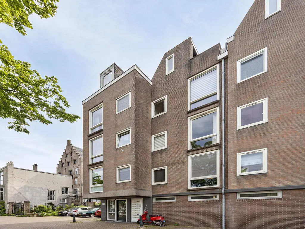 Taankade 74, DORDRECHT