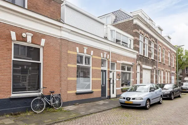 Leliestraat 22