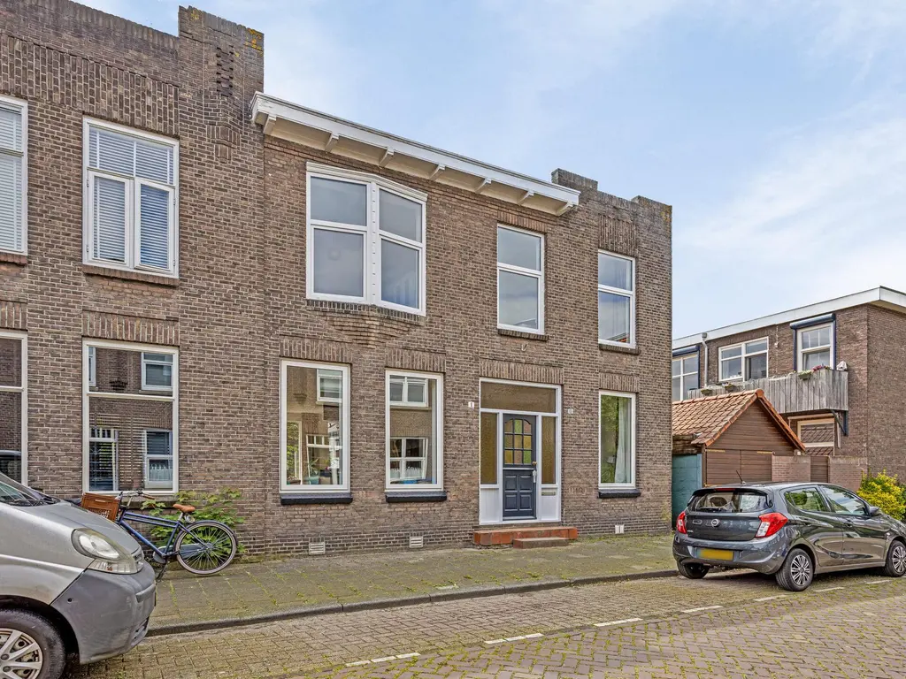 Frederikstraat 1, DORDRECHT